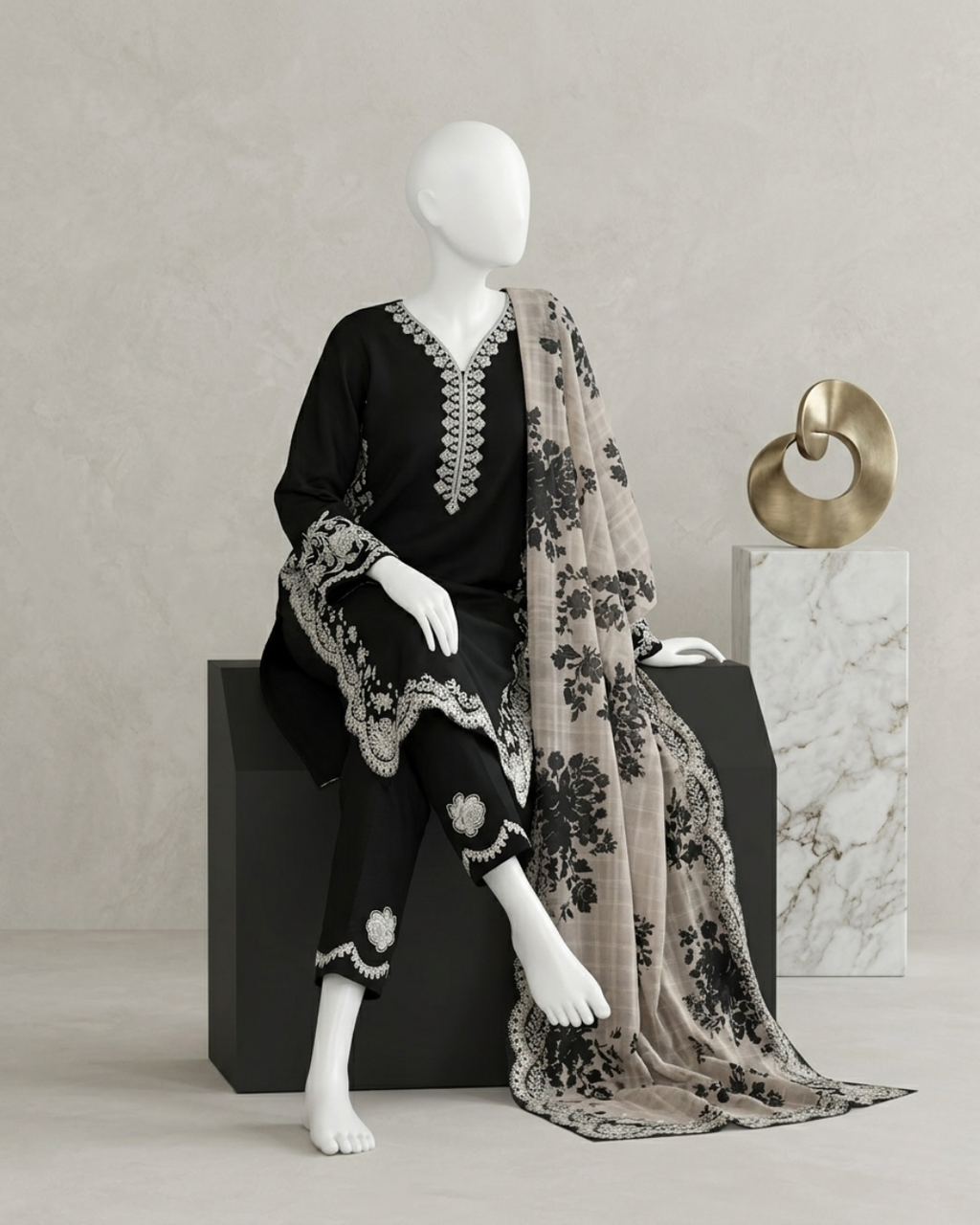 3PCS UNSTITCHED LAWN EMBRIODERED SUIT