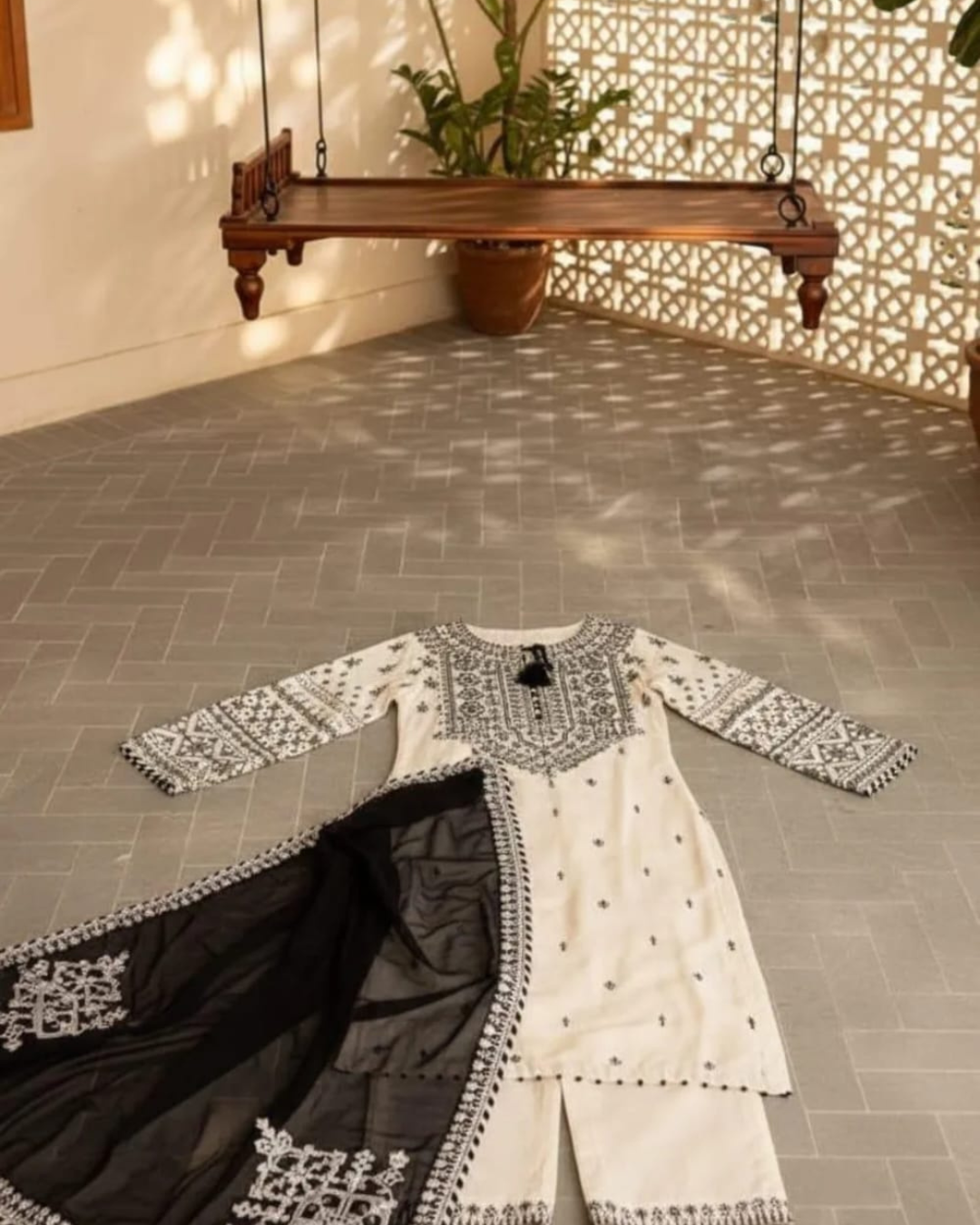 3PCS  STITCHED COTTON EMBROIDERED SUIT