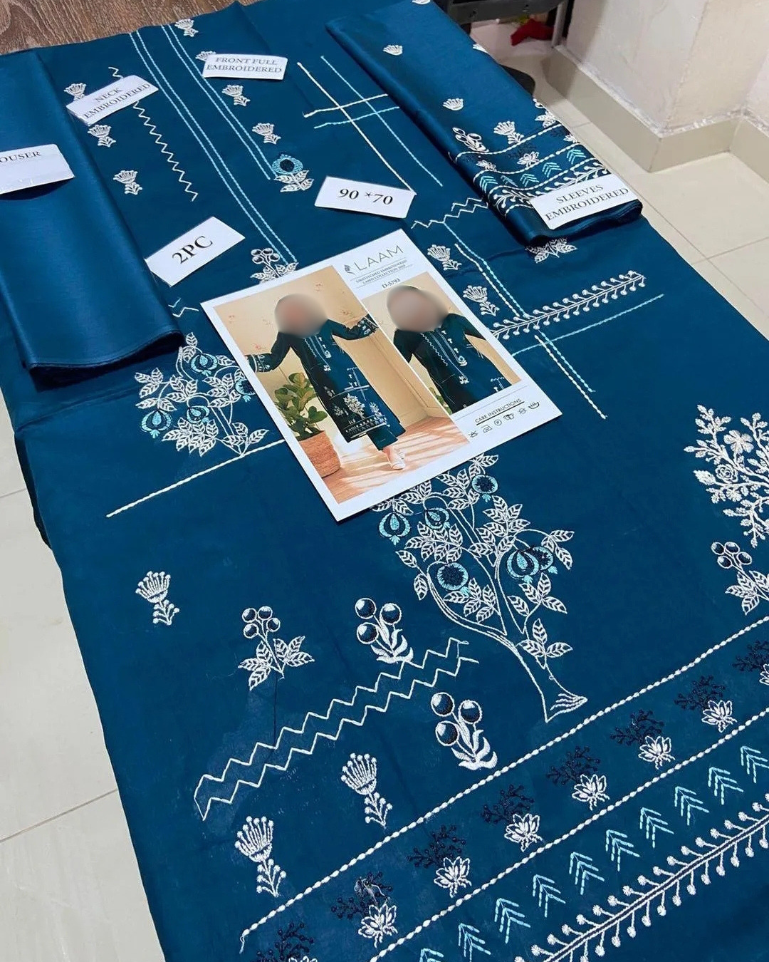 2PCS UNSTITCHED LAWN EMBROIDERED SUIT