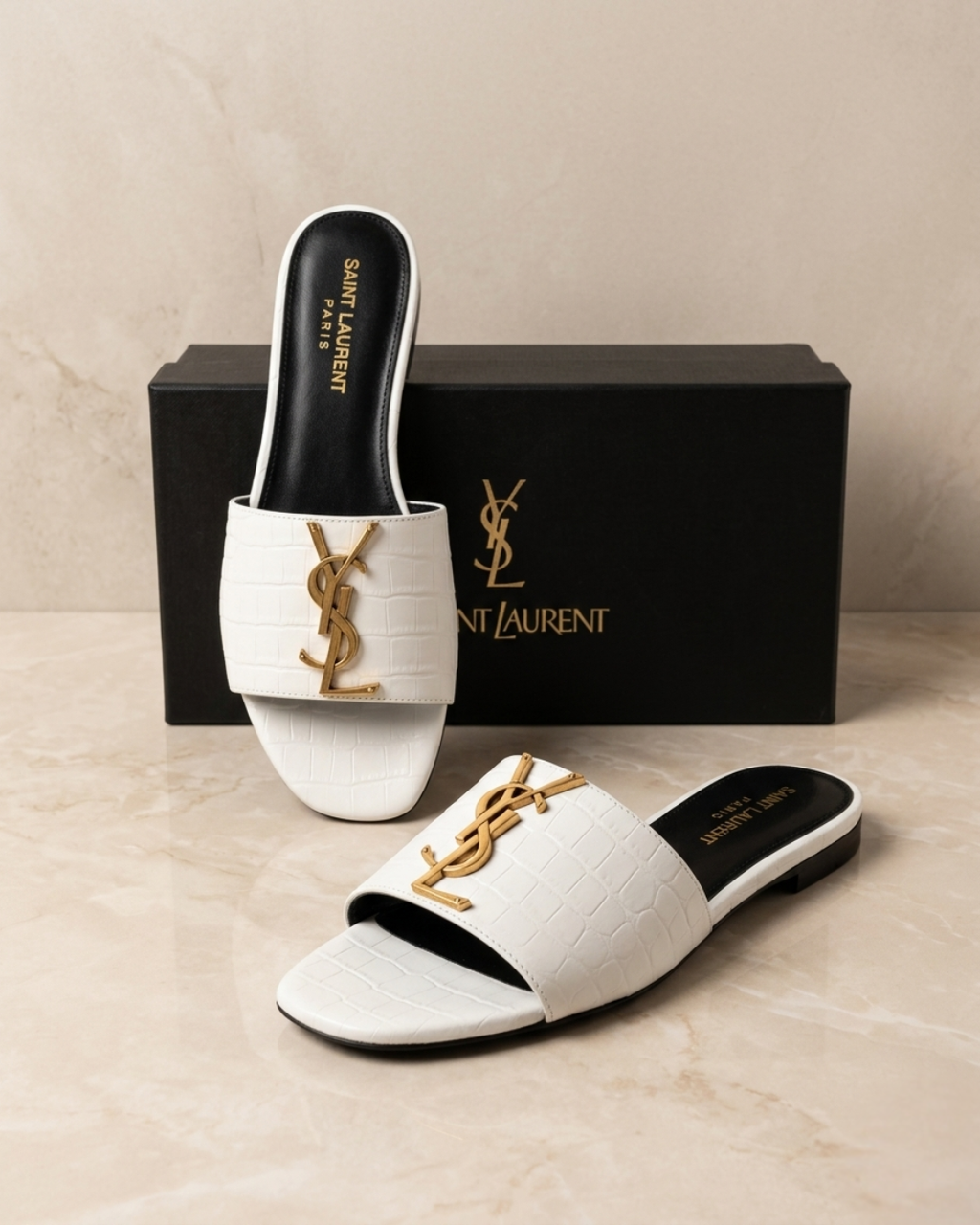 WOMENS PLAIN LEATHER FLATS
