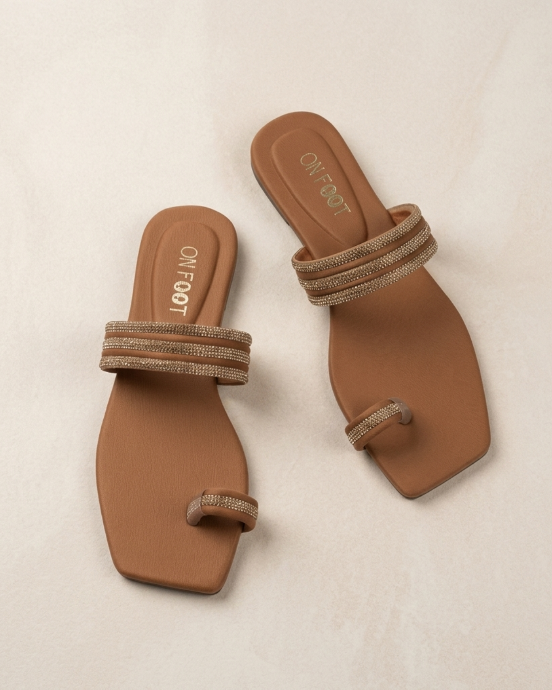 WOMENS REXINE FLATS