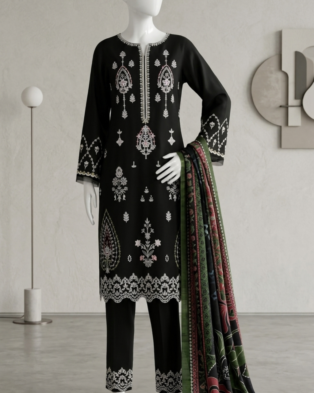 3PCS UNSTITCHED LAWN EMBROIDERED SUIT